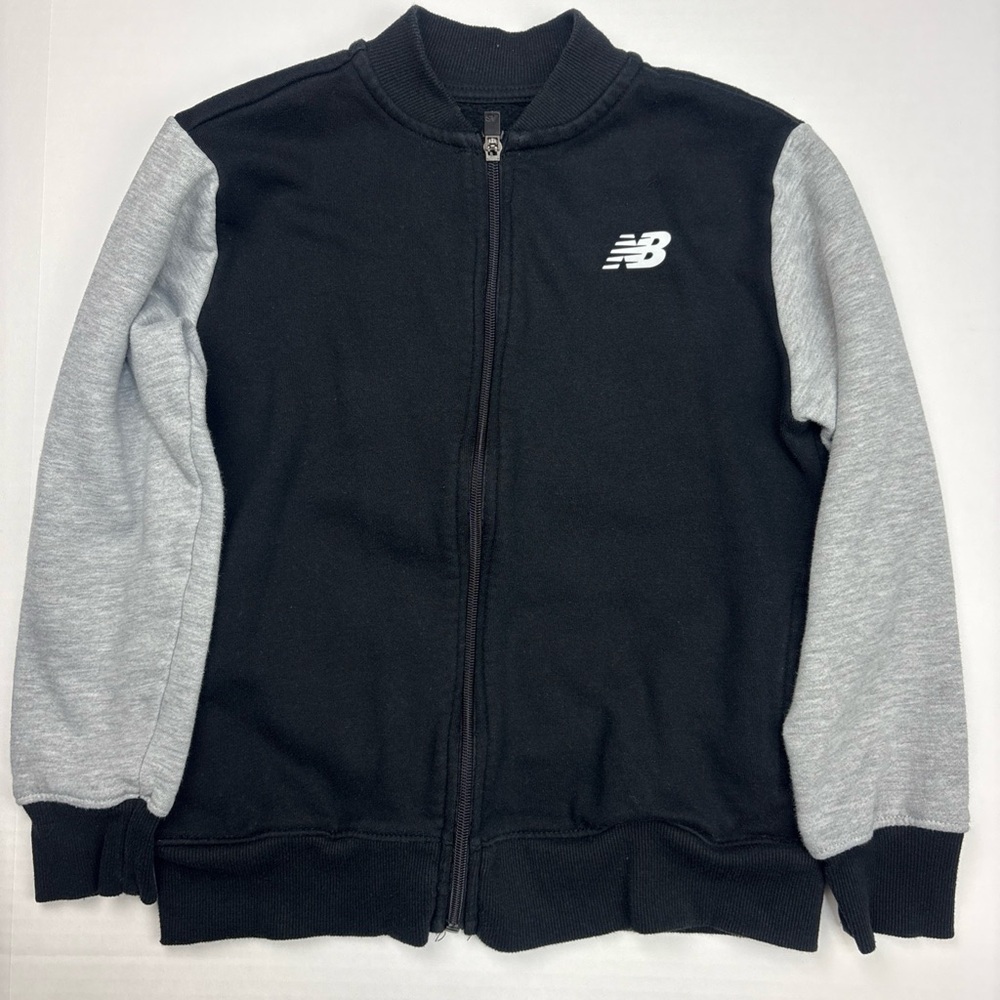 New Balance Boys Kid Size 10 Sweatshirt Black Gray Full Zipper Cotton Poly Blend